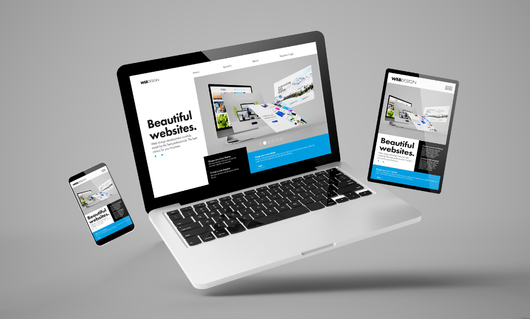 "Darstellung einer Webseite über mehrere Geräte hinweg, einschließlich eines Laptops, eines Tablets und eines Smartphones, alle mit dem Titel 'Beautiful Websites'